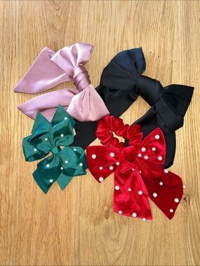 Bow Hair Clips Variety - Women's Accessories